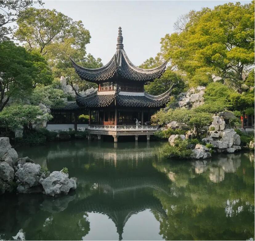 银川兴庆疯子餐饮有限公司